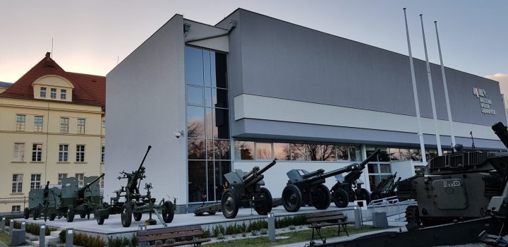 Ponownie otwarcie ekspozycji zewnętrznej