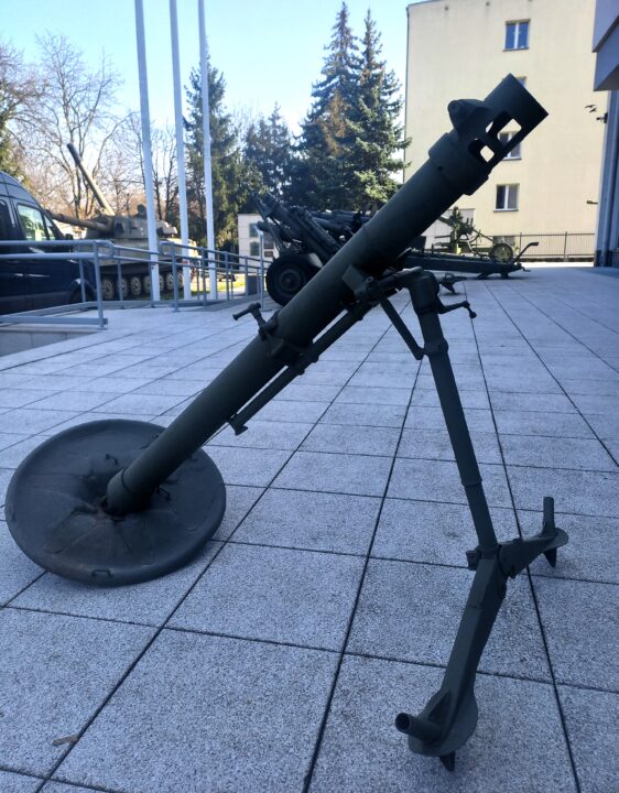 Moździerz 82 mm (2)