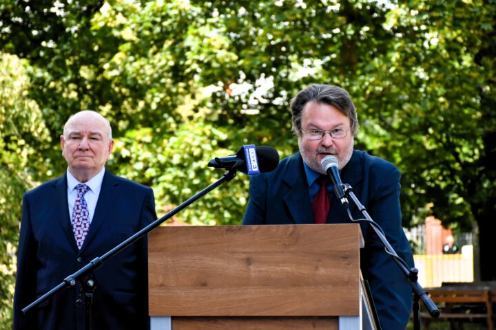 Zwierzęta na wojennych ścieżkach